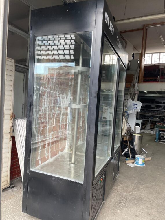 Dry Aged et dinlendirme dolabı – 200×260×90 cm, motorlu, ICSogutma ikinci el ürün