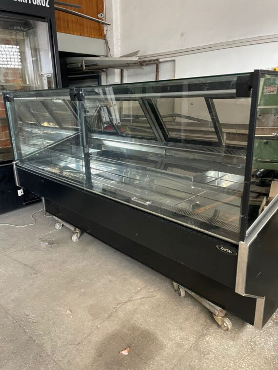 Şarküteri Teşhir Dolabı – 250 cm (Motorsuz) – 2025-SD-003 - Görsel 2